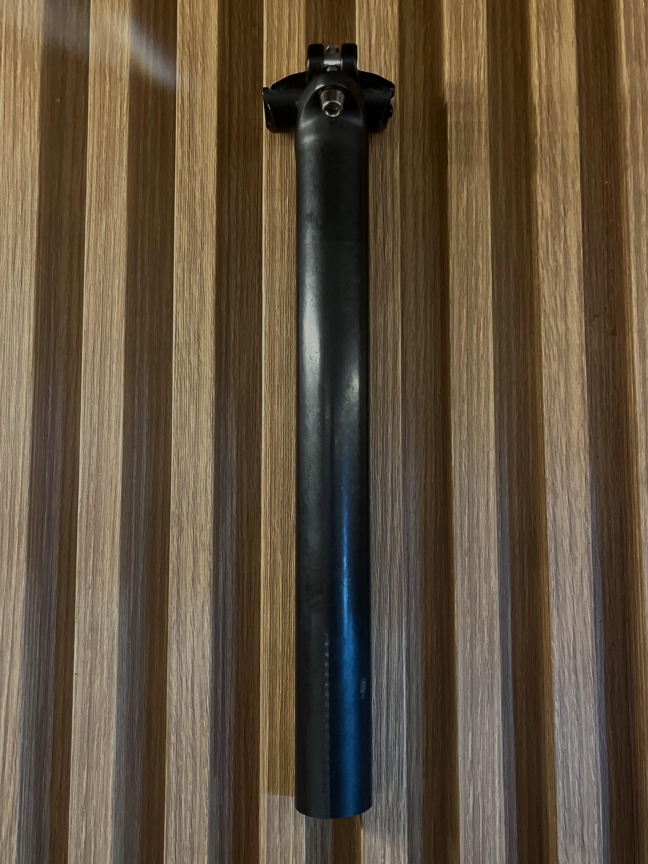 Tija de carbono 31.6 mm